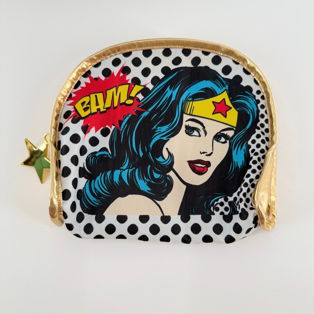 LONDON SOHO NEW YORK Wonder Woman Comic Print Makeup Bag Set Gold Trim 2 Piece - Picture 4 of 13